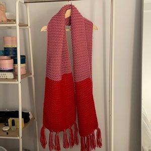 Valentines Knit Scarf